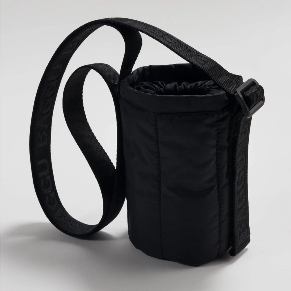 Baggy Puffy Water Bottle Sling in Black